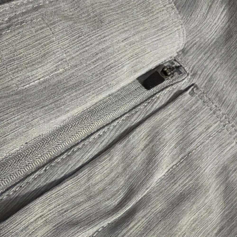 BYLT Kinetic‎ Shorts Mens 38x9 Gray Heather All Day Tech Chino Performance
